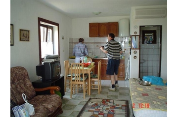 Croazia Privát Novalja, Esterno